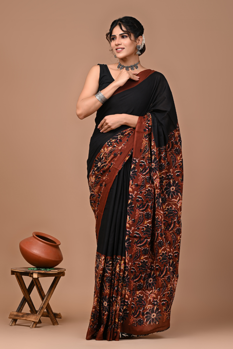 Black Cotton Mulmul Saree with Rustic Brown Designer Pallu & Artistic Print
