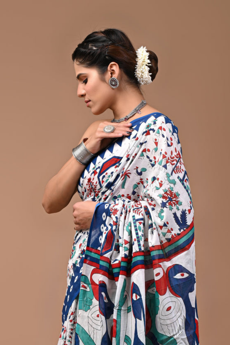 White Artistic Printed Cotton Mulmul Saree | Blue Border Multicolor Design | Soft Lightweight Ethnic Wear